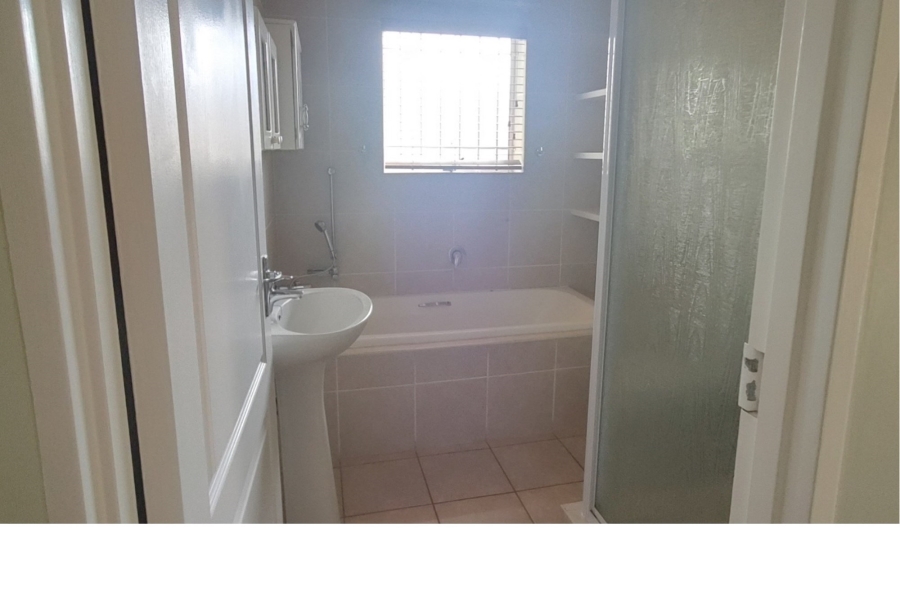 2 Bedroom Property for Sale in Protea Heights Western Cape